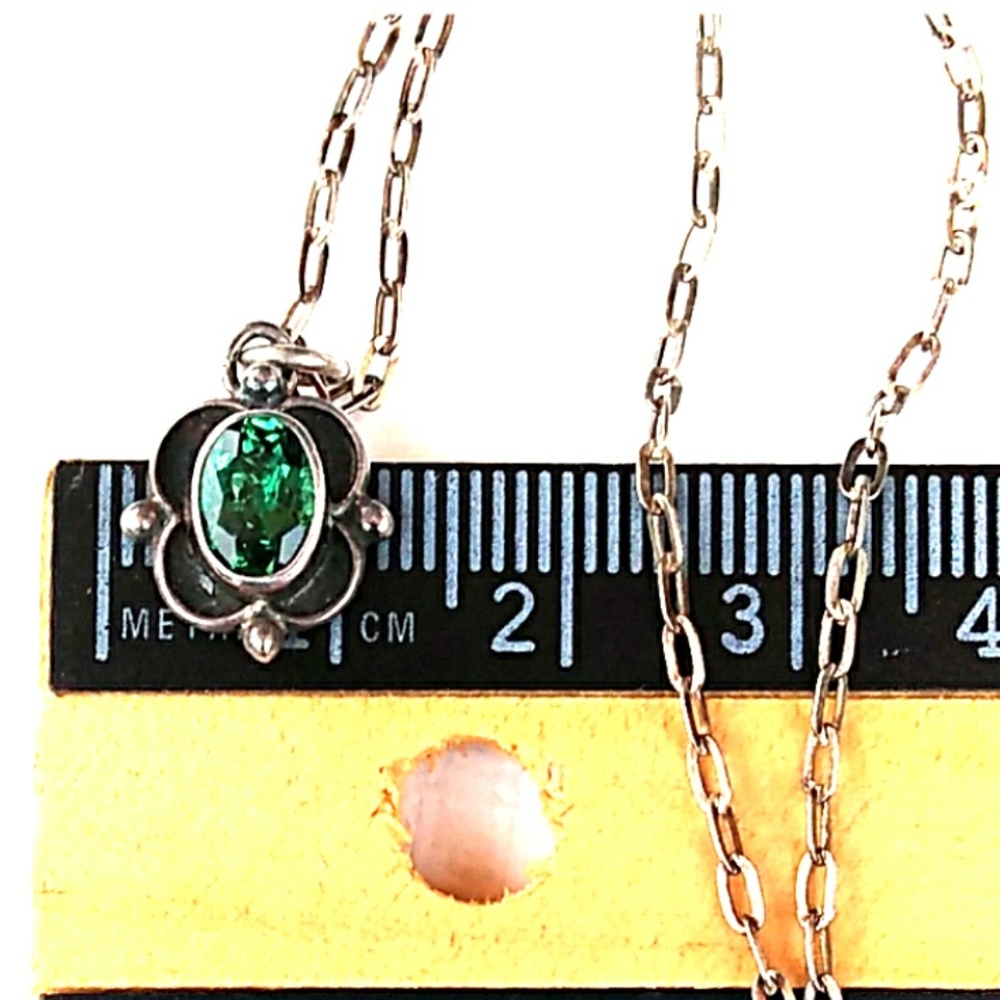 *WKEND SALE* S'Western Sterling Silver Emerald Pendant Dainty Necklace VINTAGE - Picture 7 of 8